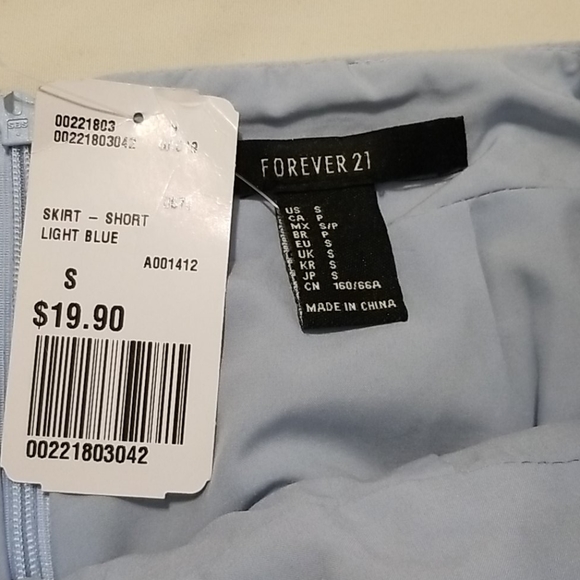 Forever 21 light blue skirt - Picture 4 of 4